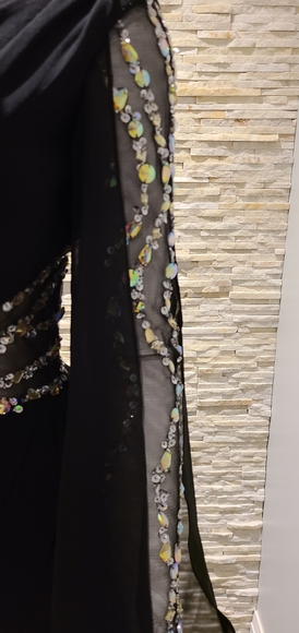 Special Occasion Cocktail Dress. - Picture 5 of 8